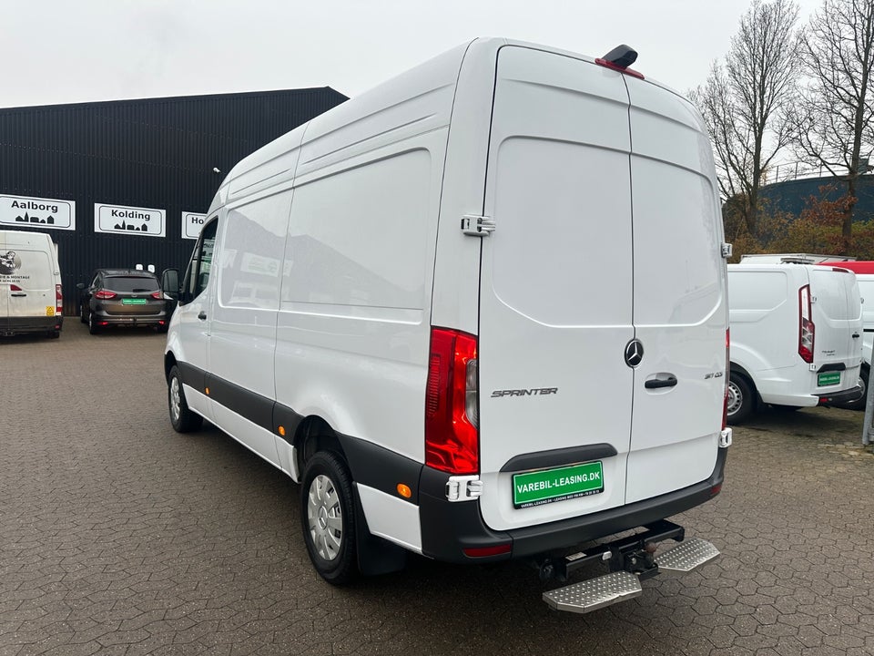 Mercedes Sprinter 317 2,0 CDi A2 Kassevogn SELECT aut. RWD