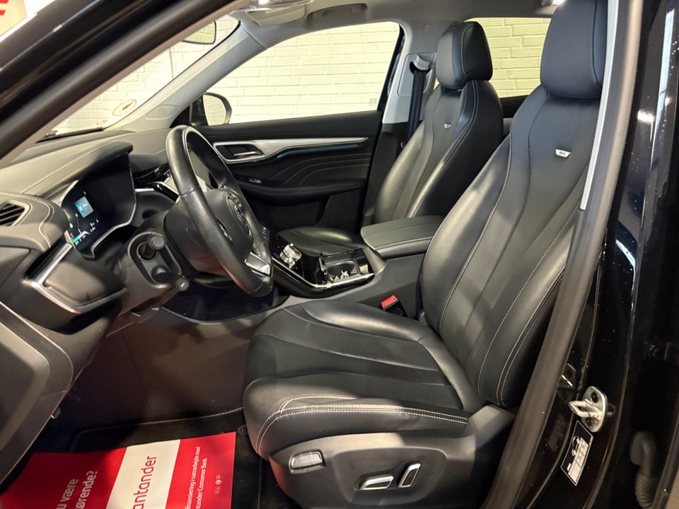 MG Marvel R Luxury 5d