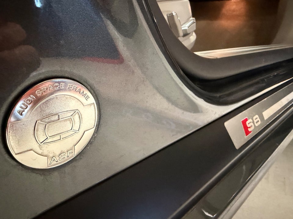 Audi S8 5,2 FSi quattro Tiptr. 4d