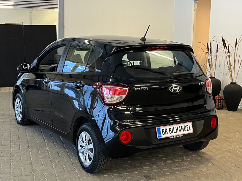 Hyundai i10 1,0 Premium 5d