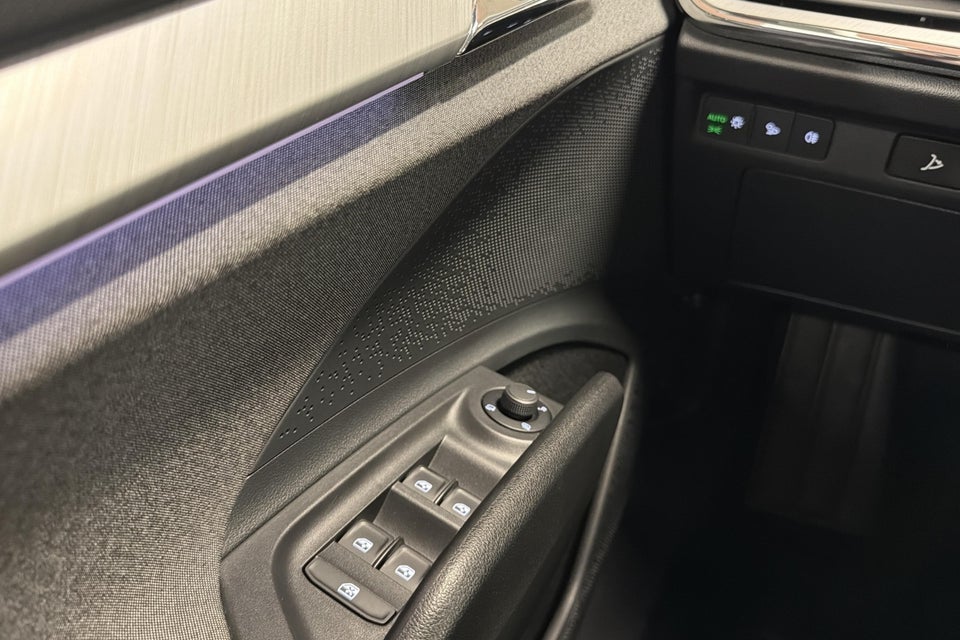Skoda Enyaq 80 iV Loft 5d