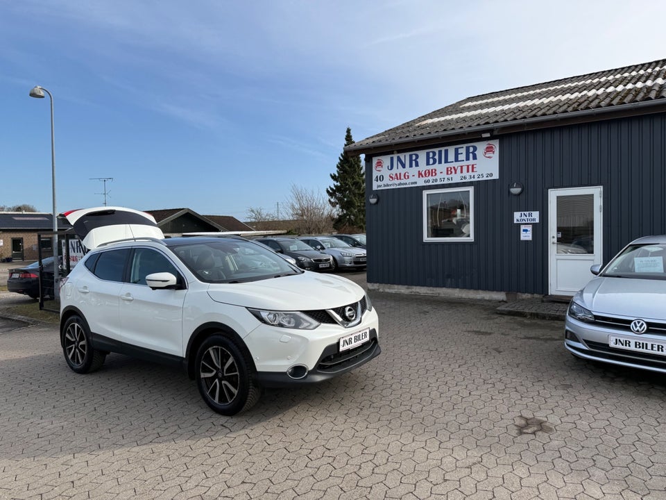 Nissan Qashqai 1,2 Dig-T 115 Tekna 5d