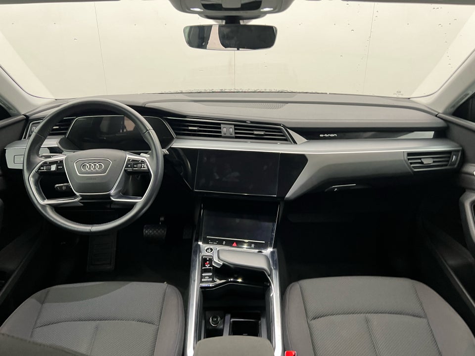 Audi e-tron 55 S-line Prestige quattro 5d