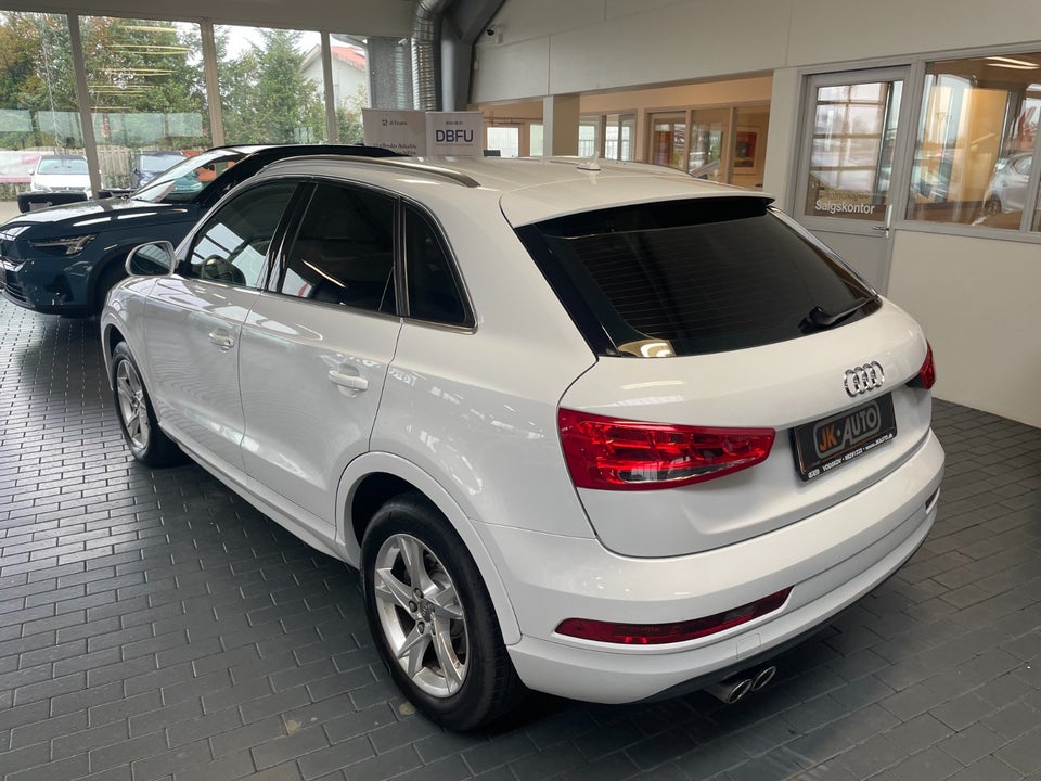 Audi Q3 2,0 TDi 150 Sport S-tr. 5d