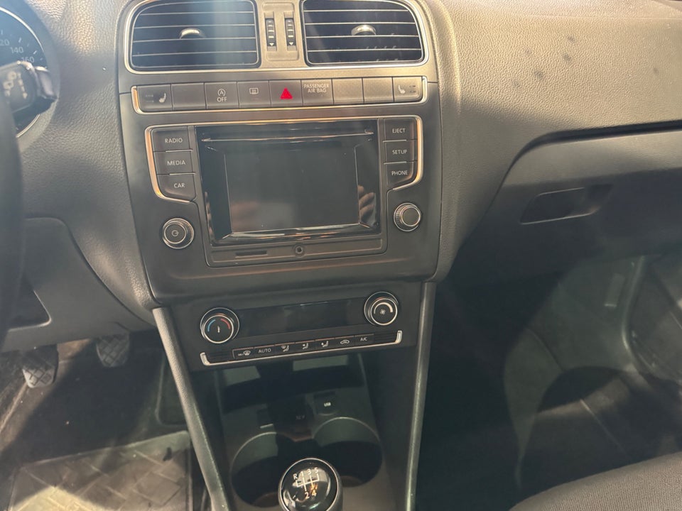 VW Polo 1,4 TDi 90 Comfortline BMT 5d