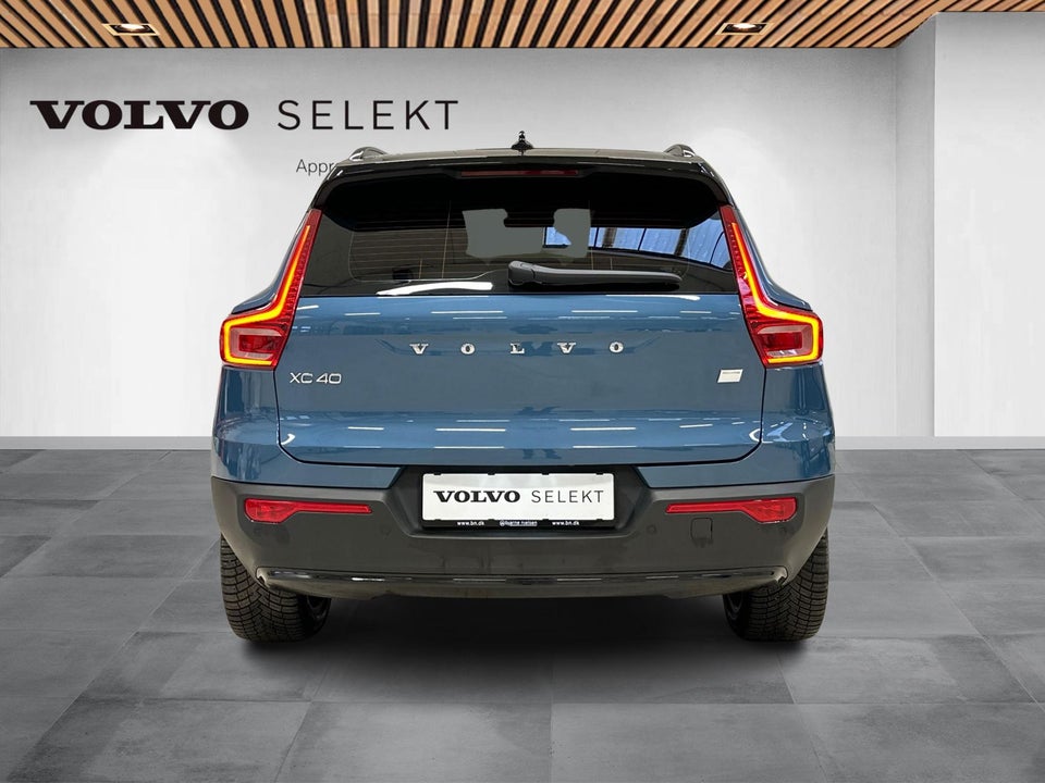 Volvo XC40 ReCharge Extended Range Core 5d