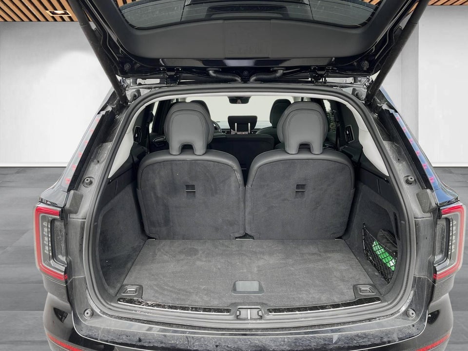 Volvo EX90 Plus 7prs 5d
