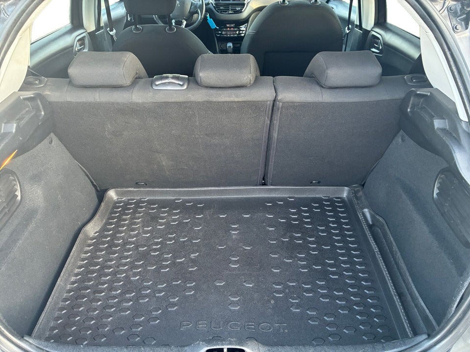 Peugeot 208 1,6 BlueHDi 100 Envy 5d