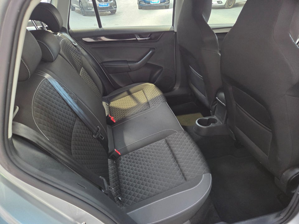 Skoda Rapid 1,0 TSi 95 Ambition Spaceback 5d