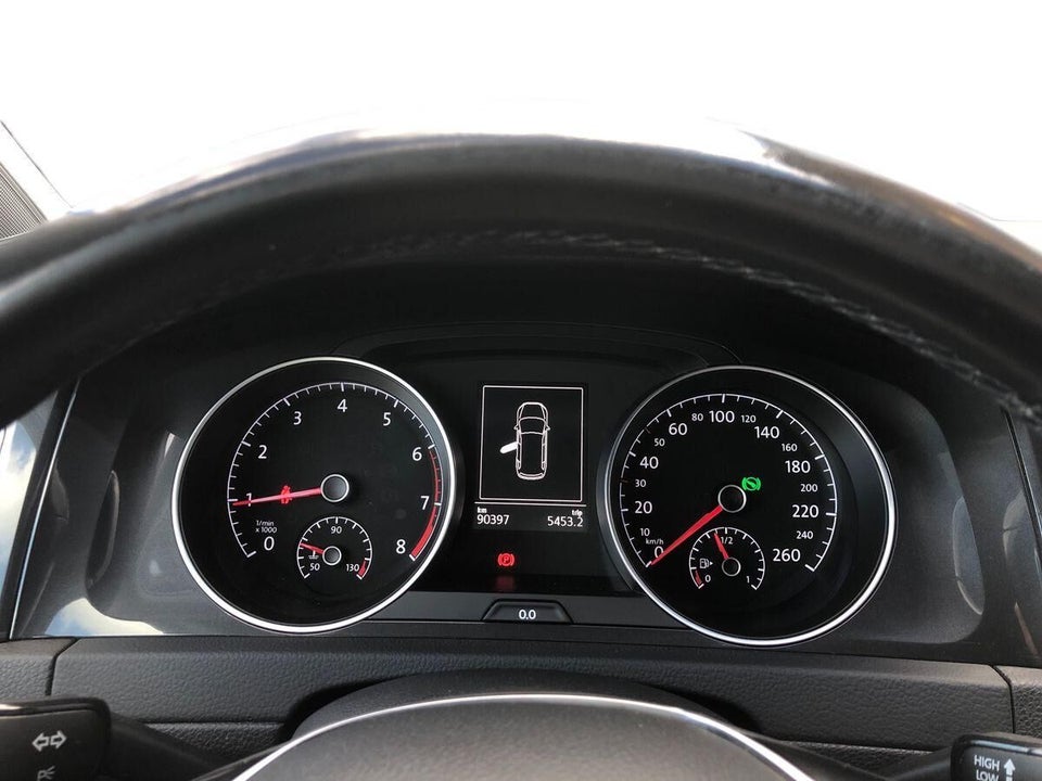 VW Golf VII 1,5 TSi 150 Comfortline Connect Variant DSG 5d