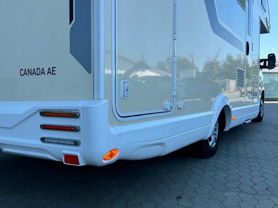 Ahorn Camp AE 2,3 dCi 145 Renault Master 3d