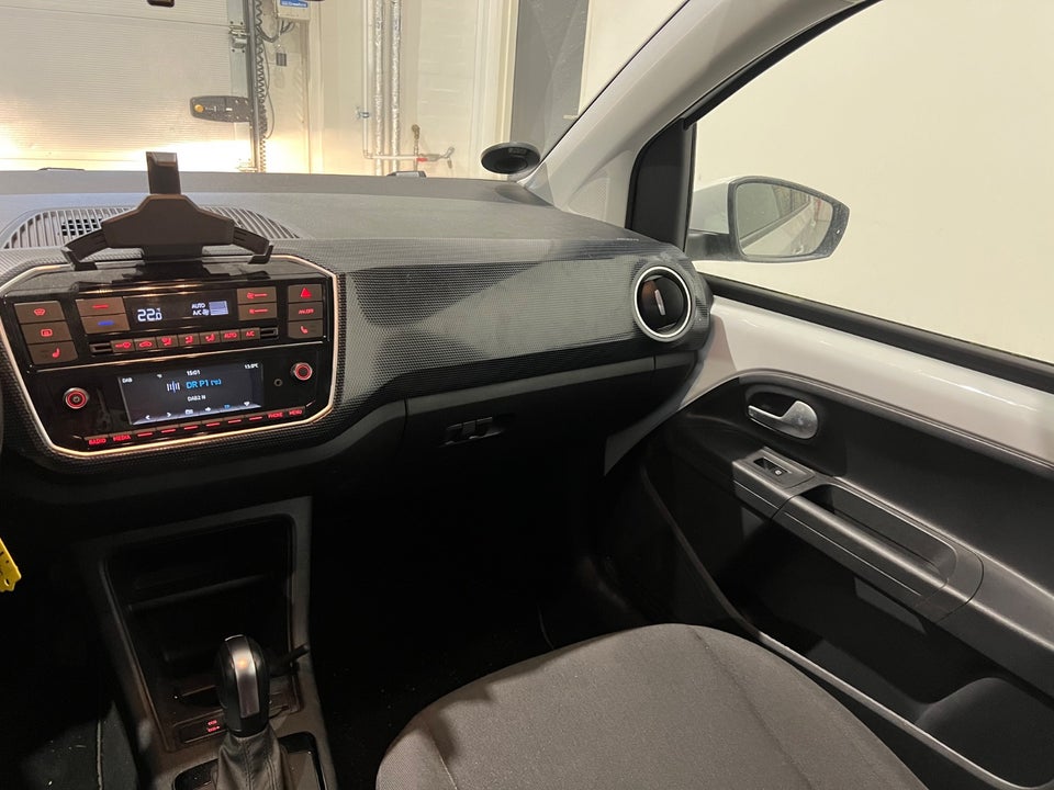 VW e-Up! Move Up! 5d