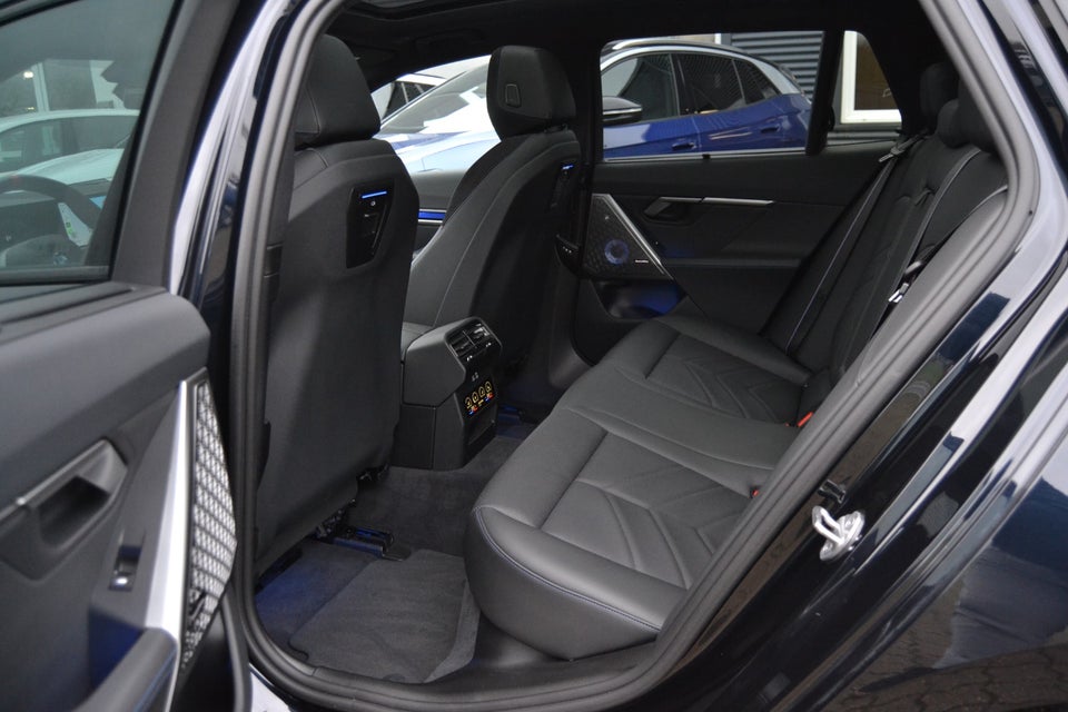 BMW i5 M60 Touring xDrive 5d