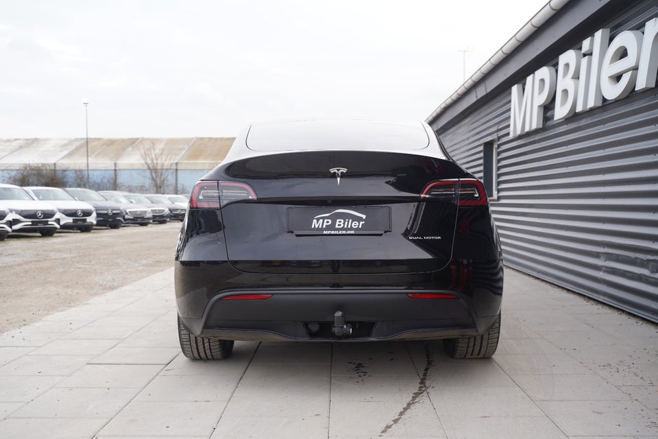Tesla Model Y Long Range AWD 5d