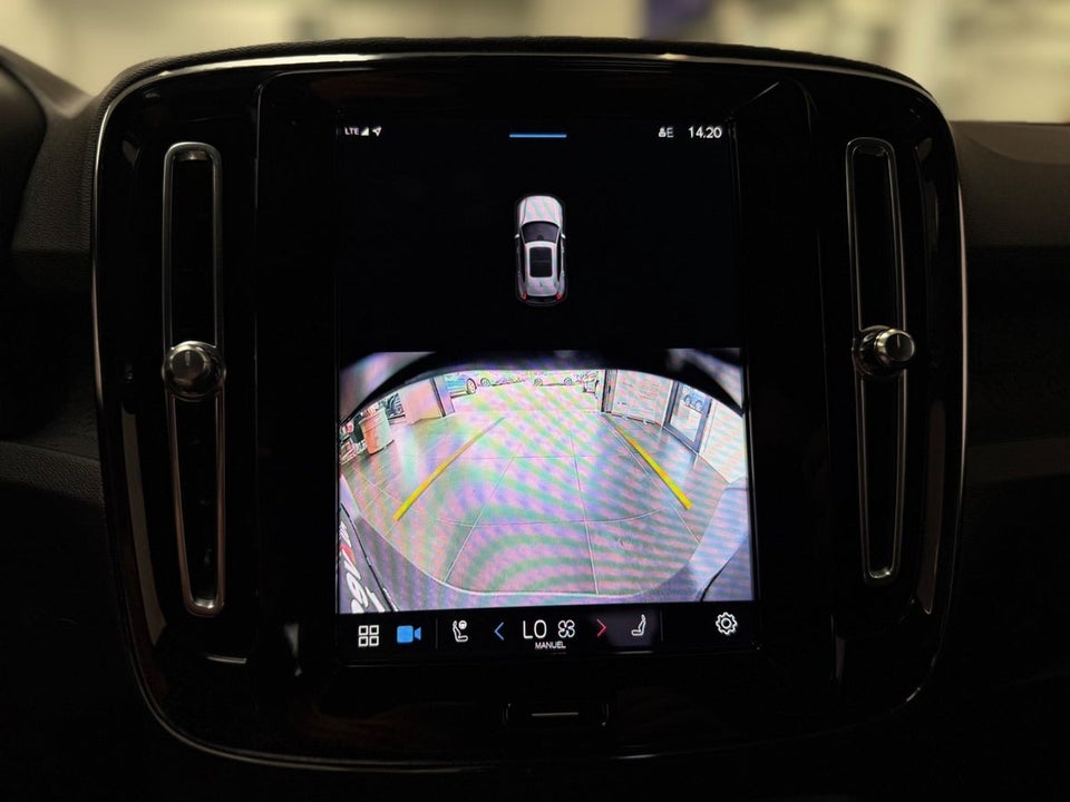 Volvo XC40 ReCharge Twin Plus 5d