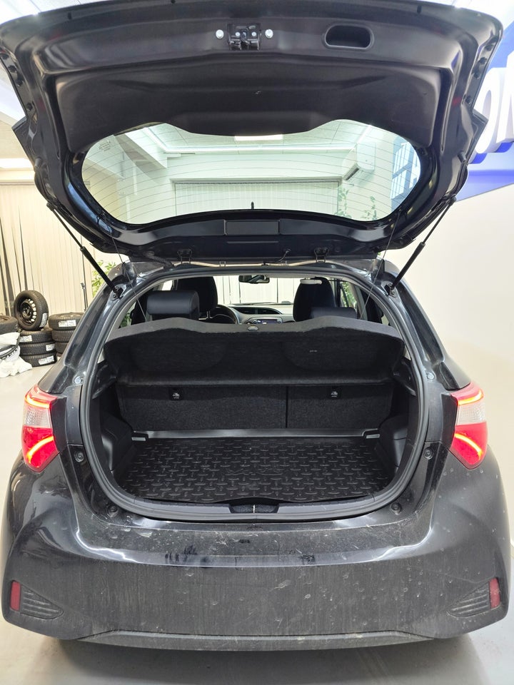 Toyota Yaris 1,5 Hybrid H3 Smart e-CVT 5d