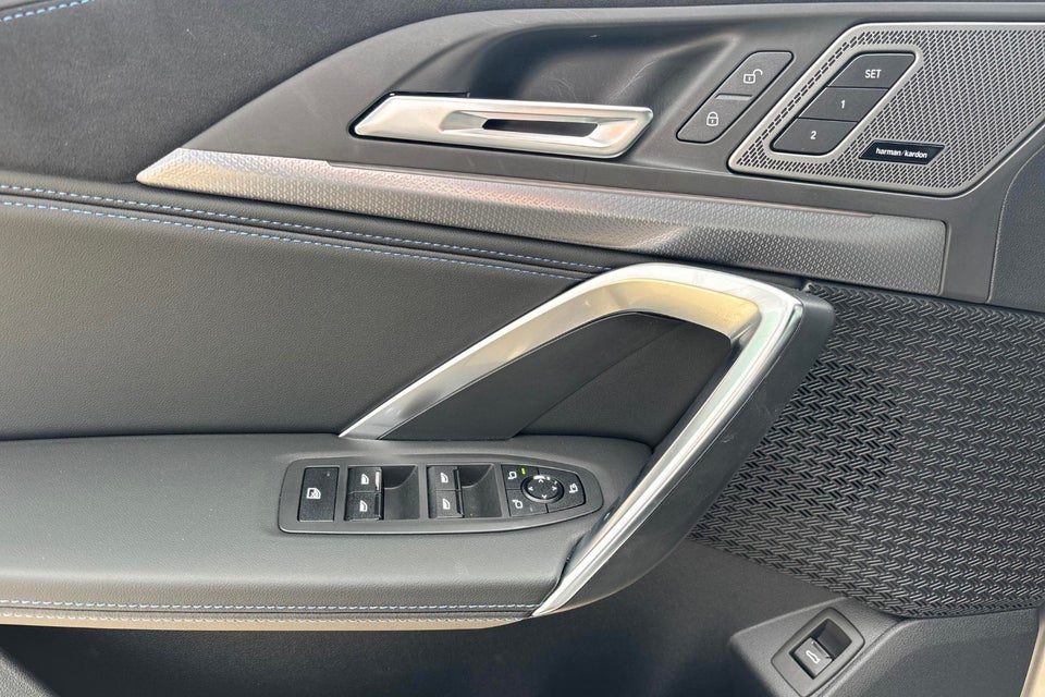 BMW iX1 eDrive20 Superchraged 5d
