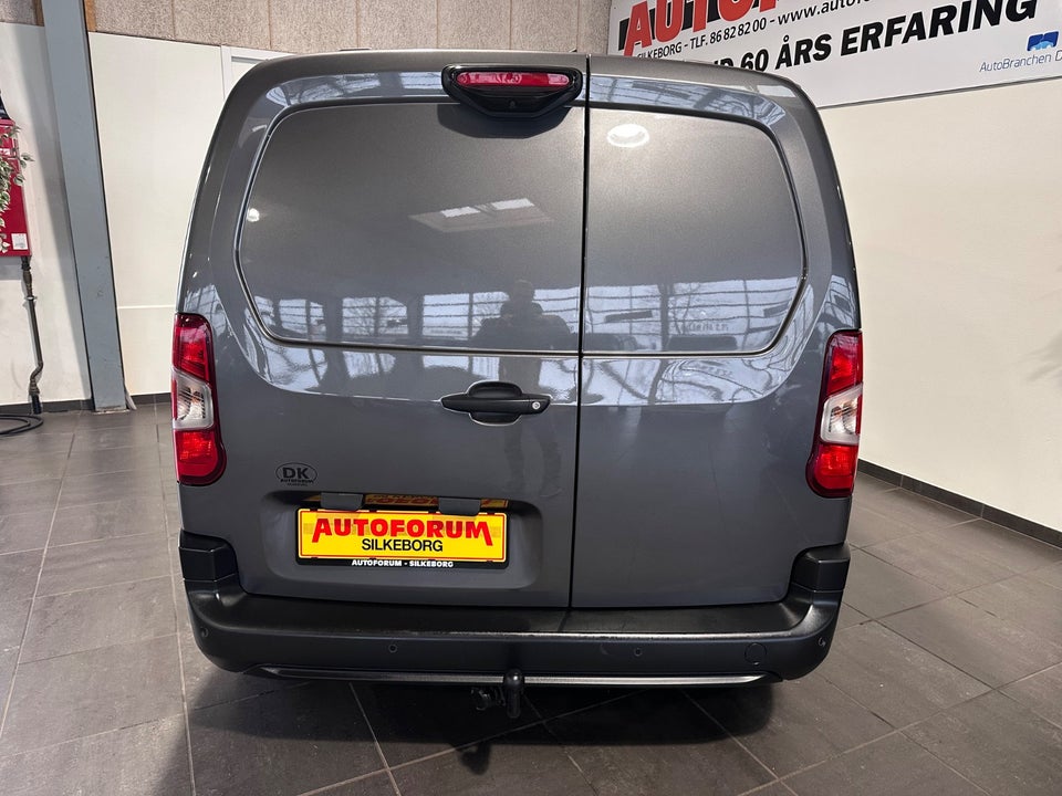 Toyota ProAce City 1,5 D 130 Medium Comfort aut. 6d
