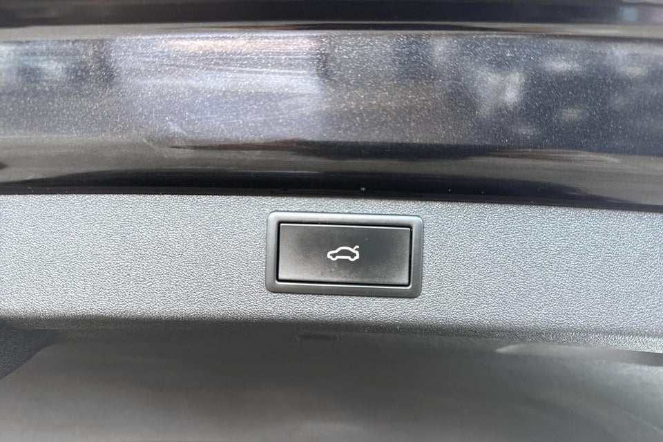 Skoda Enyaq 80 iV Suite 5d