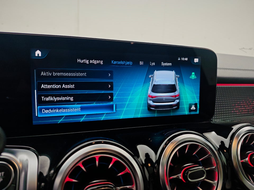 Mercedes EQB300 AMG Line 4Matic 5d