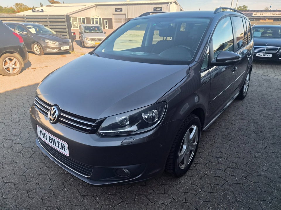 VW Touran 1,6 TDi 105 Comfortline DSG BMT 7prs 5d
