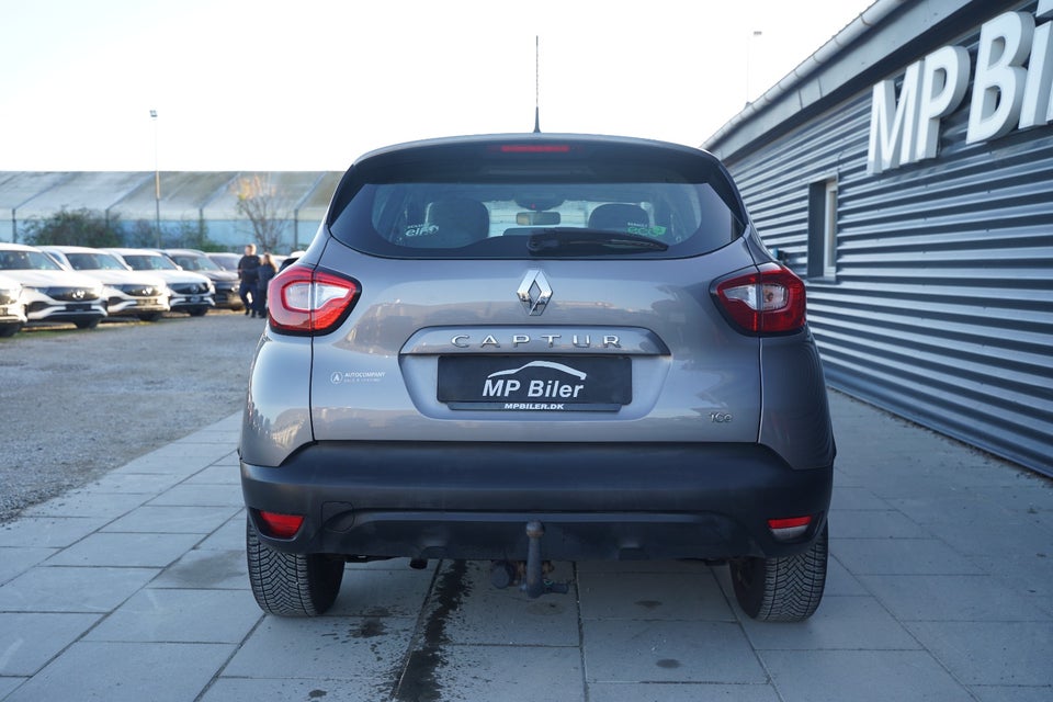 Renault Captur 0,9 TCe 90 Expression 5d