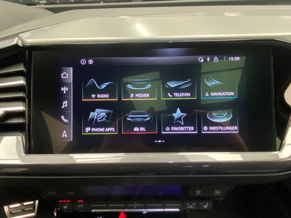 Audi Q4 e-tron 50 S-line Sportback quattro 5d