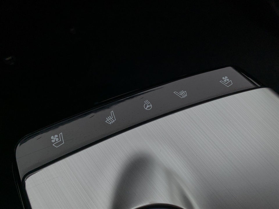 Kia EV6 77 Long Range Upgrade 5d