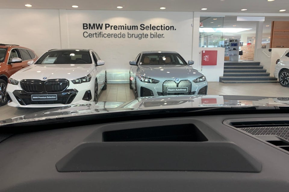 BMW iX1 eDrive20 Fully Charged M-Sport 5d