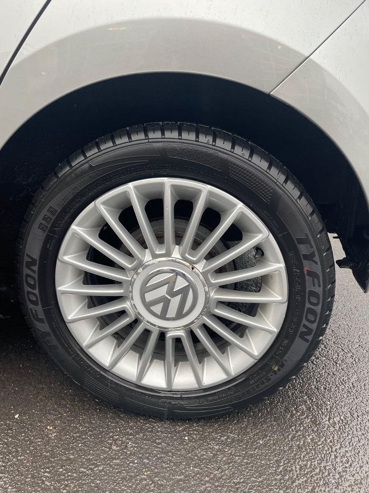 VW Up! 1,0 75 High Up! BMT 3d