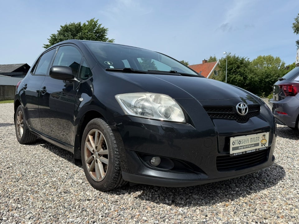 Toyota Auris 1,4 D-4D Luna+ 5d