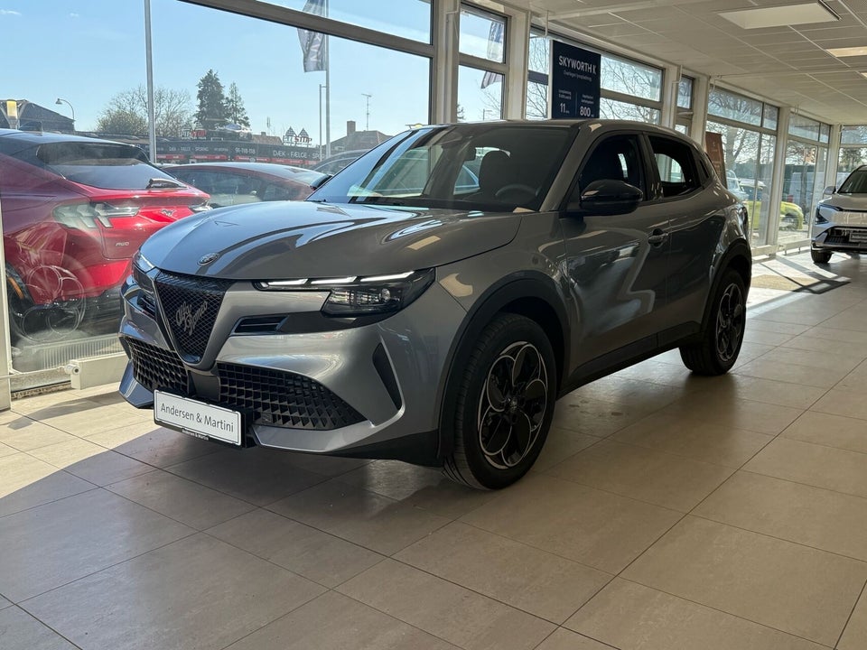 Alfa Romeo Junior Elettrica Core 5d