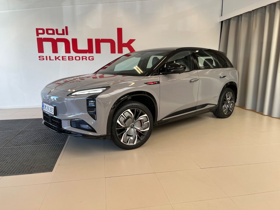 Hongqi EHS7 111 Exclusive 5d