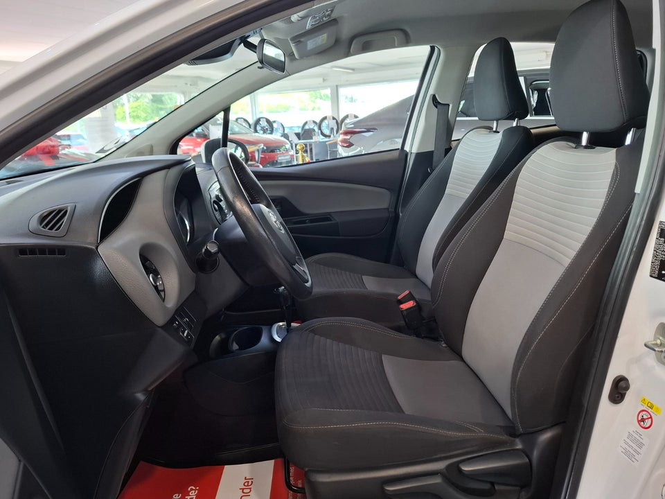 Toyota Yaris 1,5 Hybrid H2 e-CVT 5d