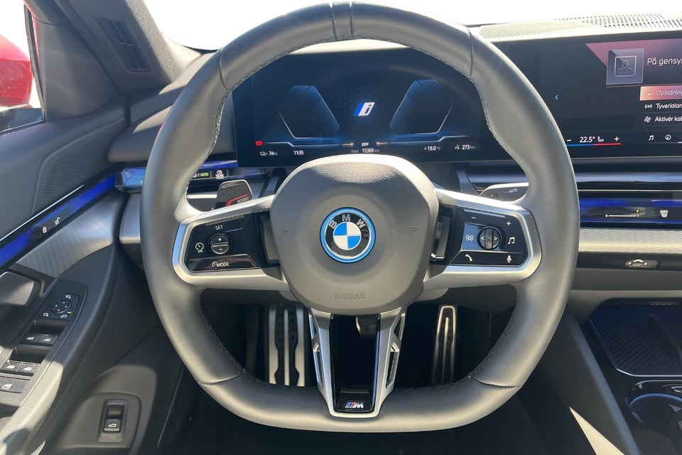 BMW i5 eDrive40 M-Sport 4d
