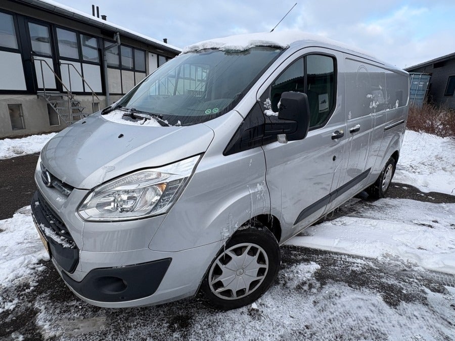 Ford Transit Custom 340L 2,0 TDCi 130 Ambiente