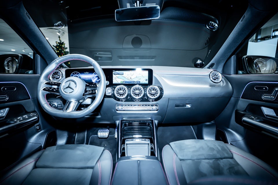 Mercedes EQA250+ AMG Premium 5d