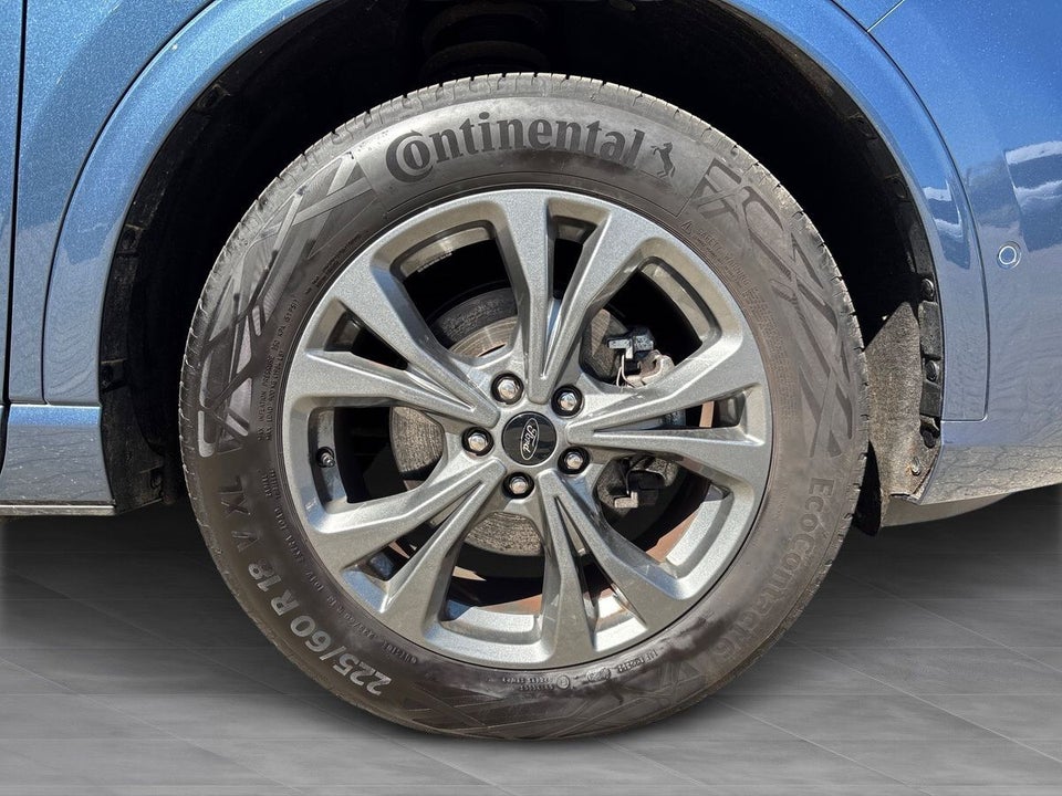 Ford Kuga 2,5 PHEV ST-Line X CVT 5d
