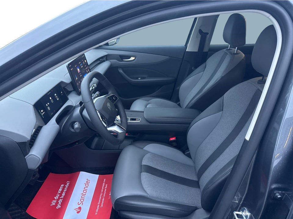 MG MGS5 64 Luxury 5d