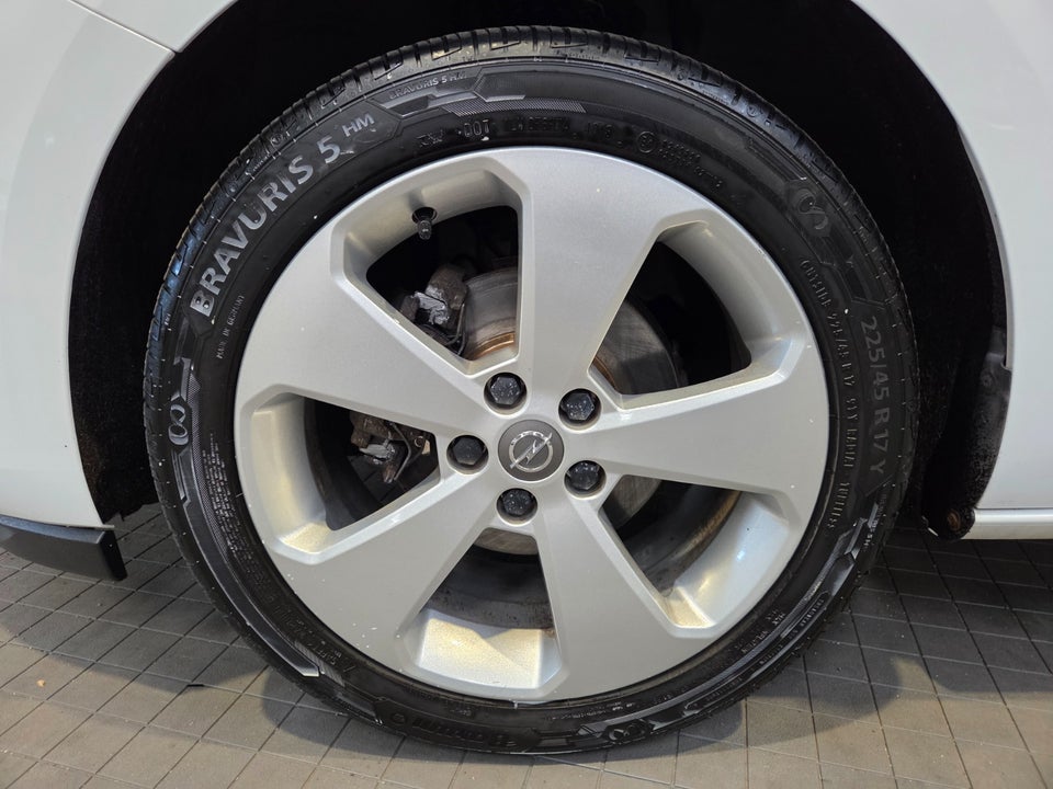 Opel Astra 1,0 T 105 Enjoy 5d