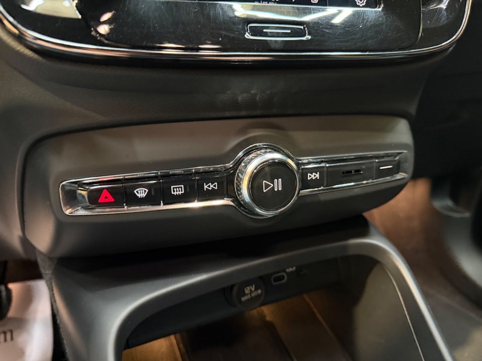 Volvo XC40 P6 ReCharge Core 5d