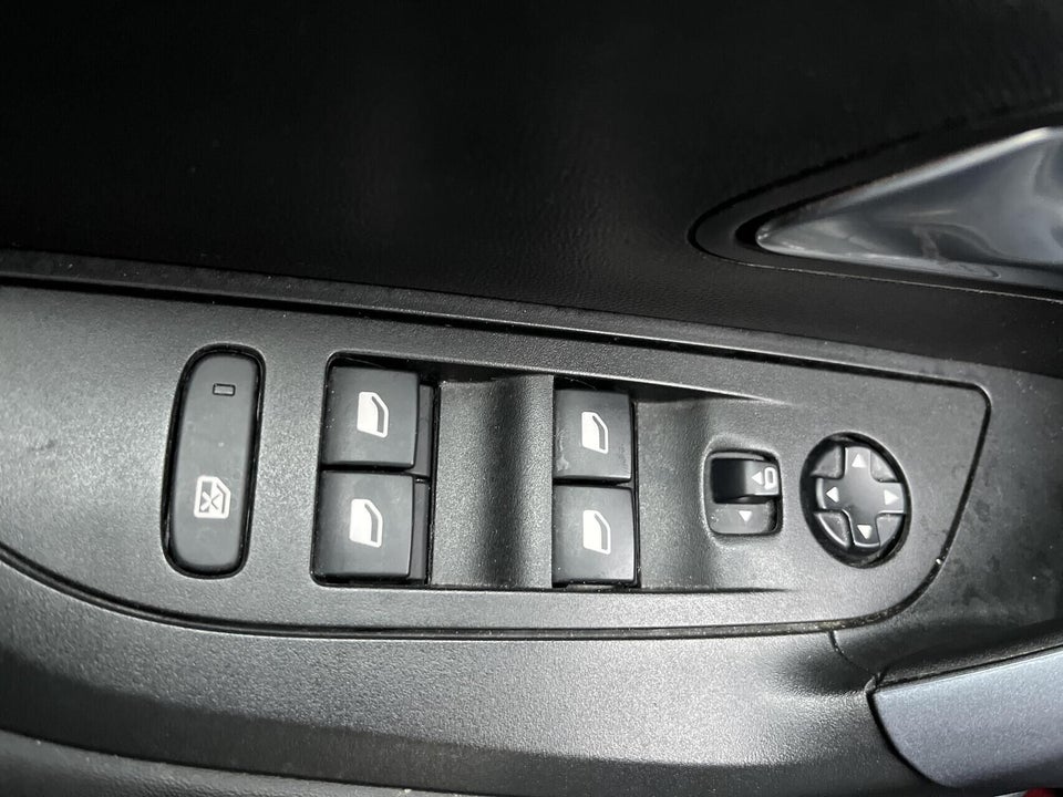 Peugeot 2008 1,2 PureTech 130 Allure Pack EAT8 5d