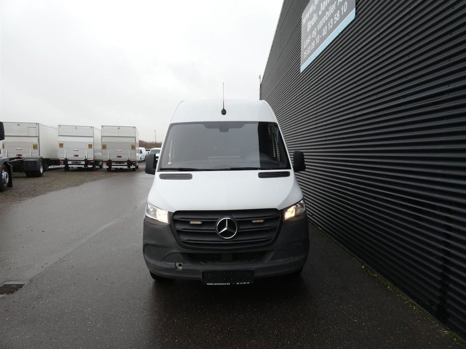 Mercedes Sprinter 316 2,2 CDi A2 Kassevogn RWD