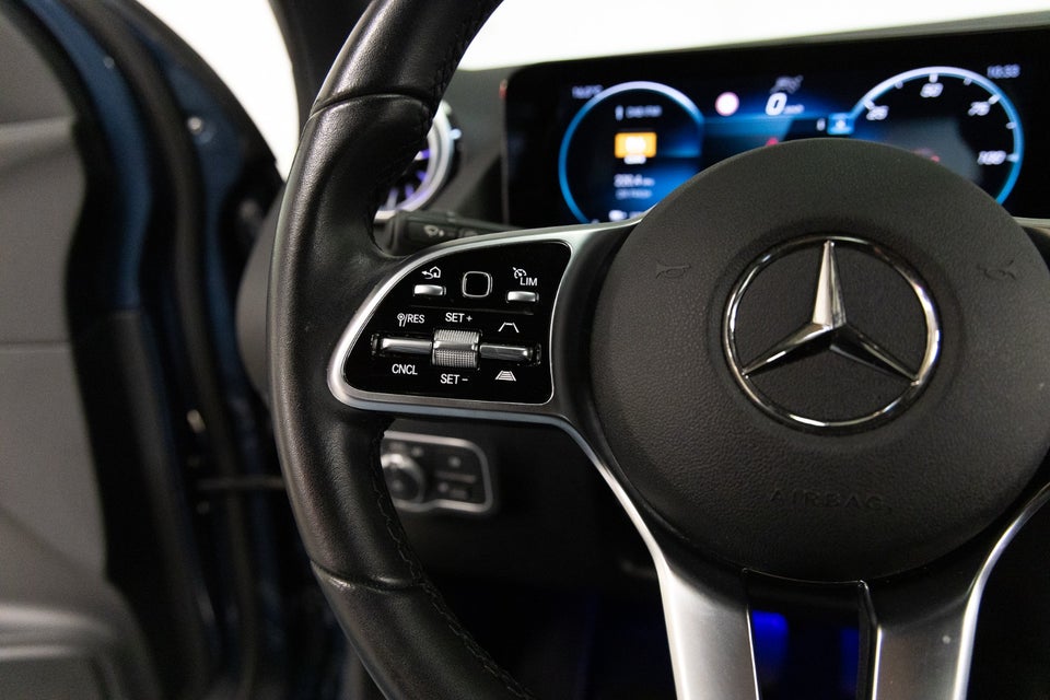 Mercedes EQA250 Progressive 5d