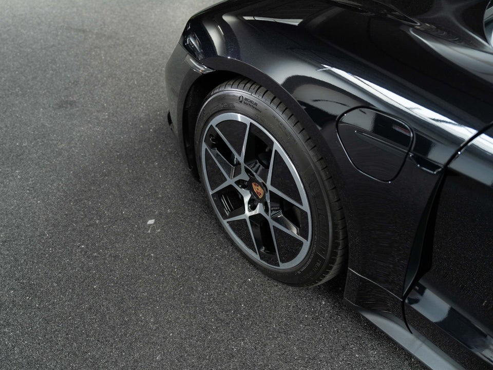 Porsche Taycan Performance+ Sport Turismo 5d