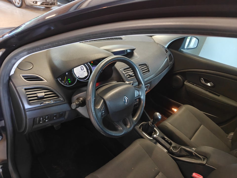 Renault Megane III 1,9 dCi 130 Dynamique Sport Tourer 5d
