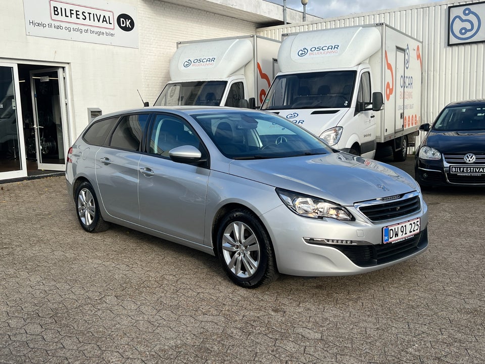 Peugeot 308 1,6 BlueHDi 120 Collection SW 5d