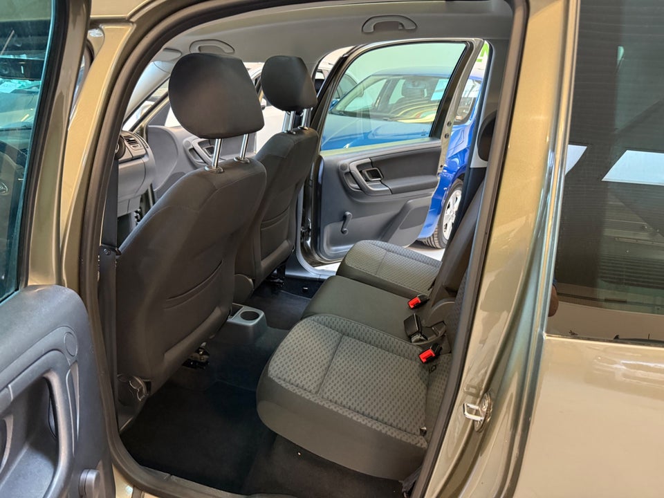 Skoda Roomster 1,2 TSi 105 Ambition+ DSG 5d