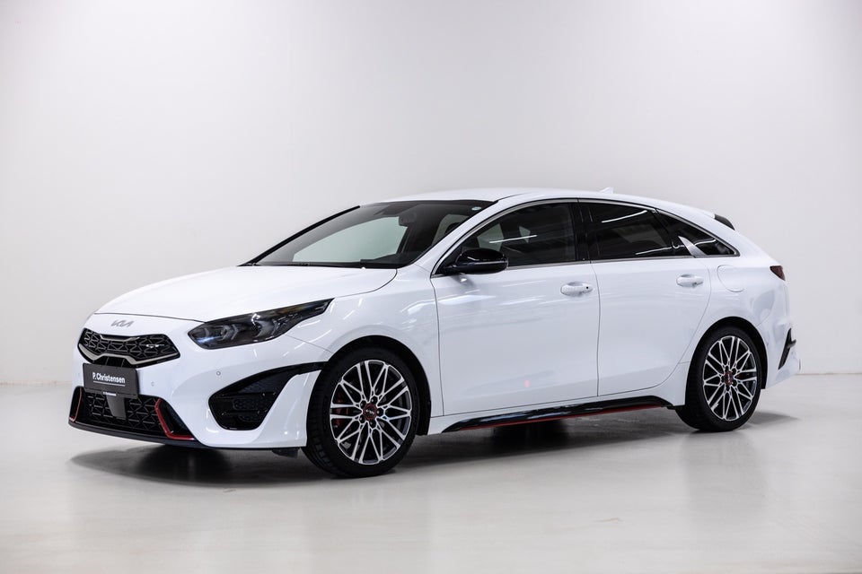 Kia ProCeed 1,6 T-GDi GT DCT 5d