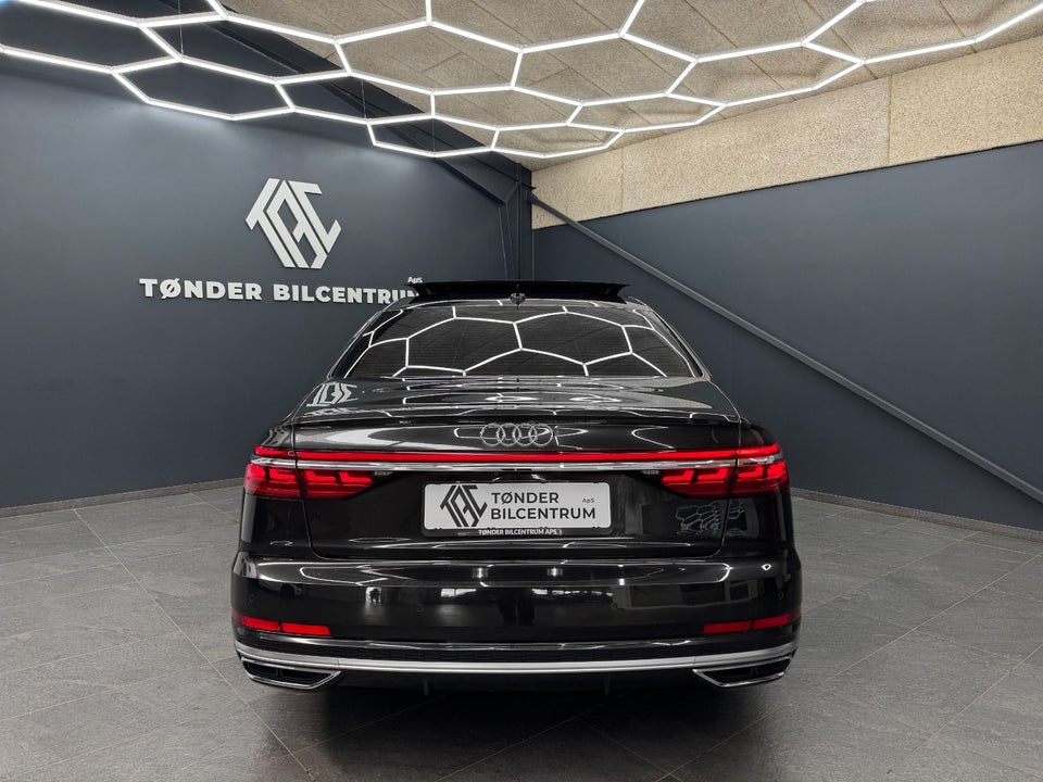 Audi A8 50 TDi quattro Tiptr. 4d